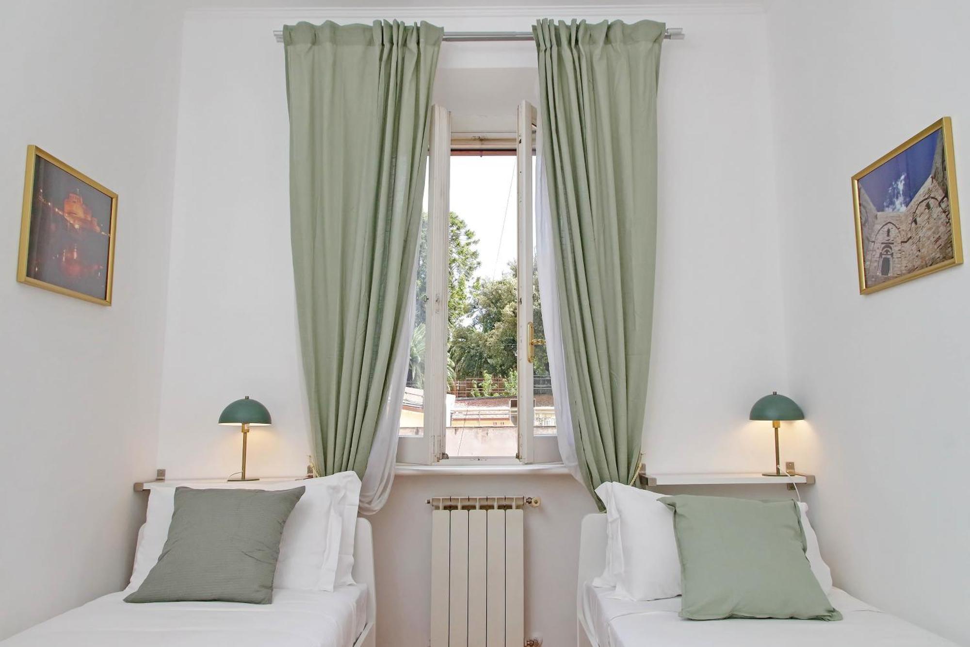 Ych-Comfortable 2 Bedrooms Flat Near Colosseum Ρώμη Εξωτερικό φωτογραφία